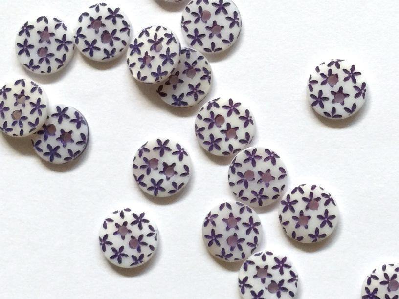 10mm - River Shell with Navy Stars