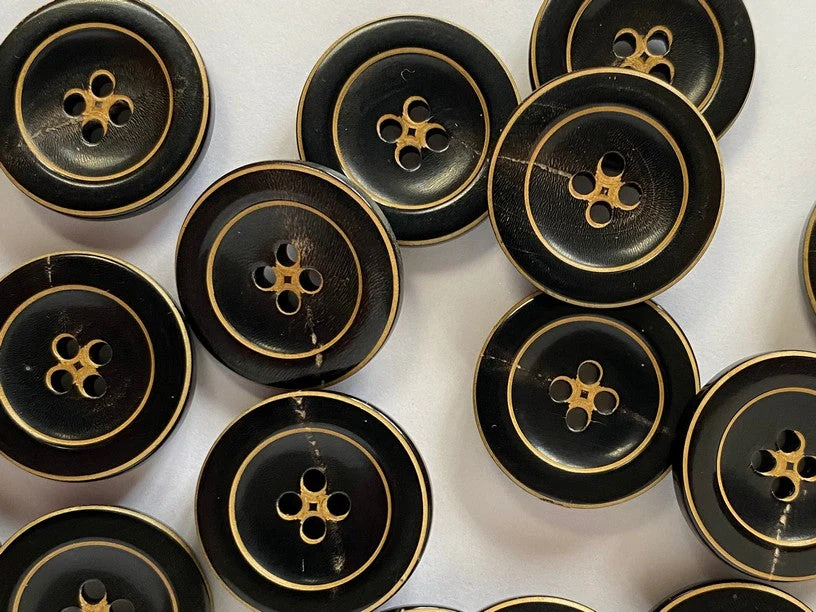 20mm - Dark Horn Buttons