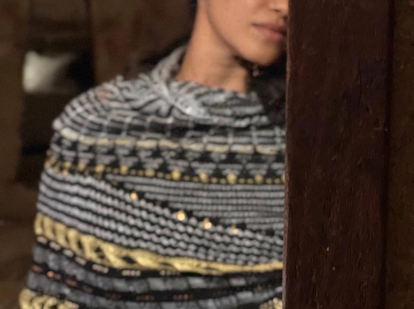 Monochrome Shawlography Shawl Kit - Image 9