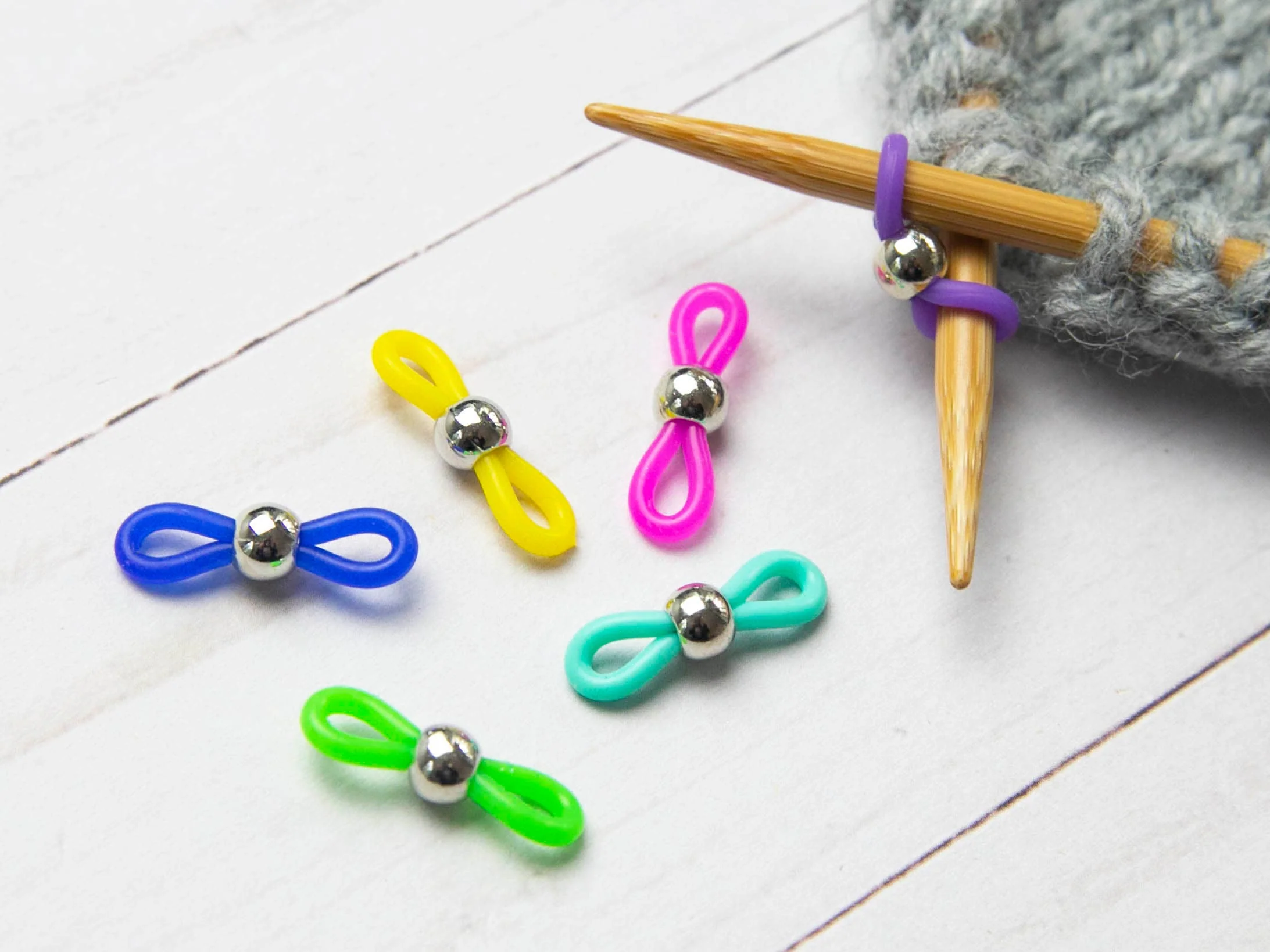 Stitch Huggers | Silver Ball Knitting Notions Colorful - Image 4