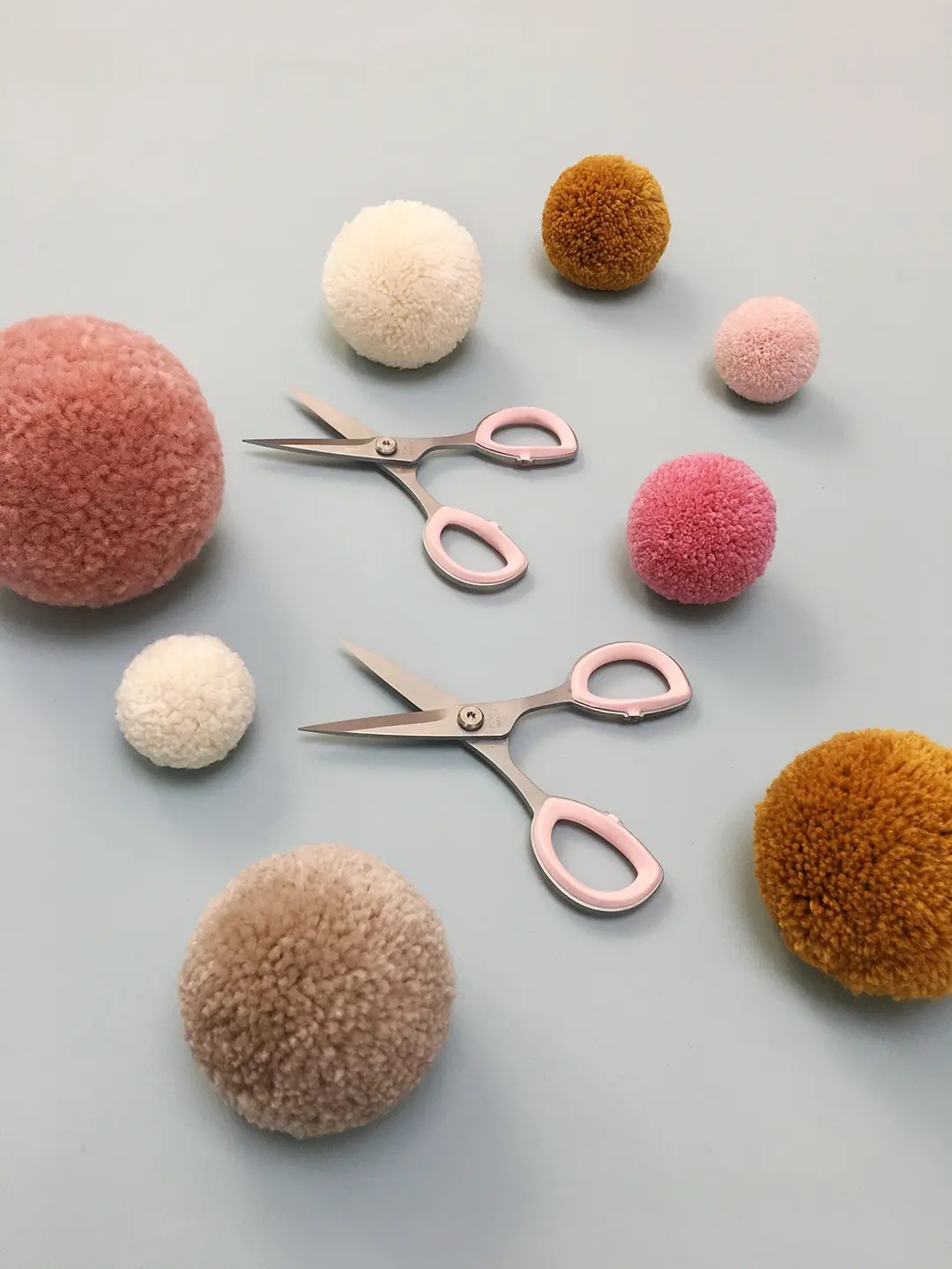 The Ultimate Pom Pom Scissors - Image 4